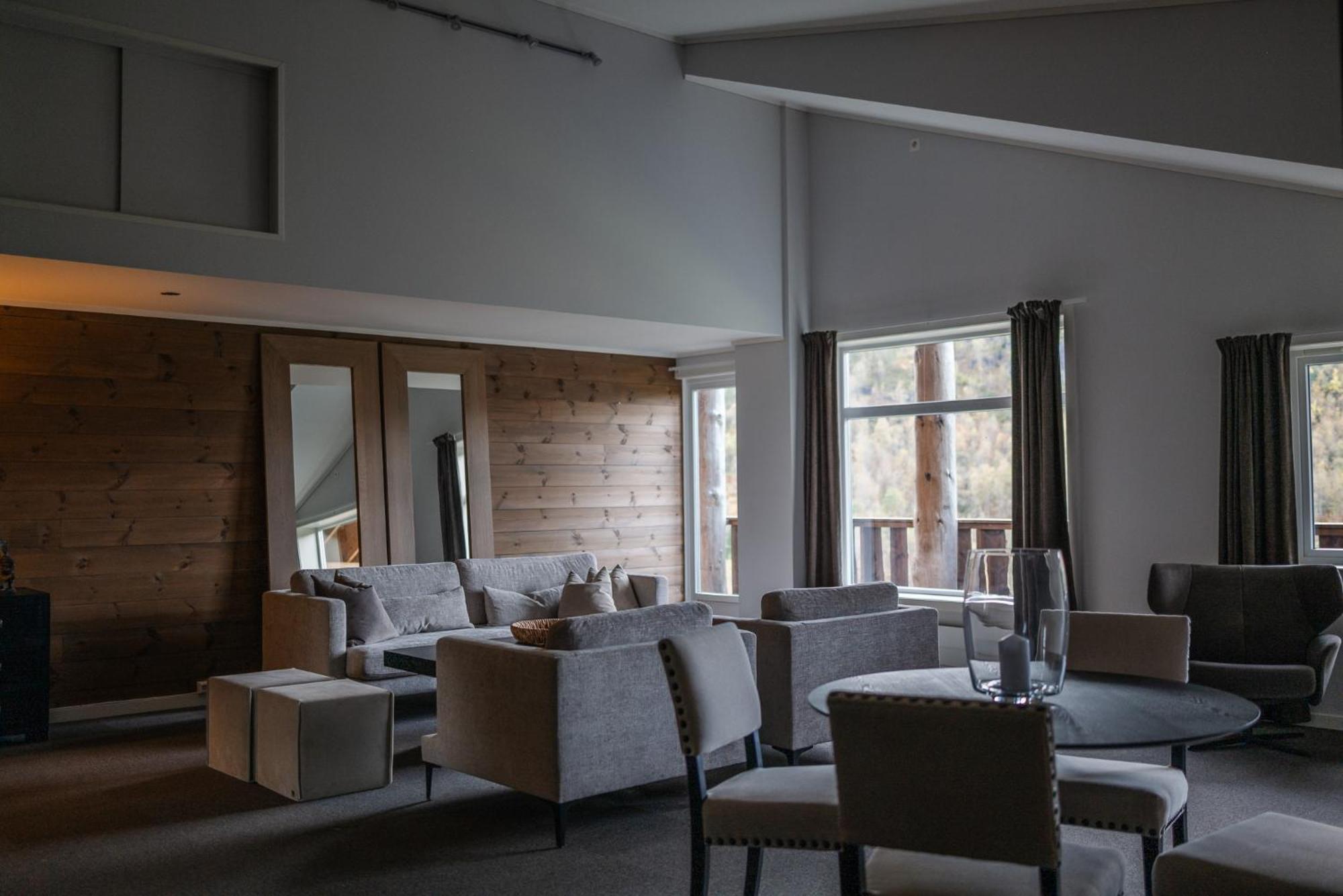 Blatind Boutique Hotel Stordal Εξωτερικό φωτογραφία